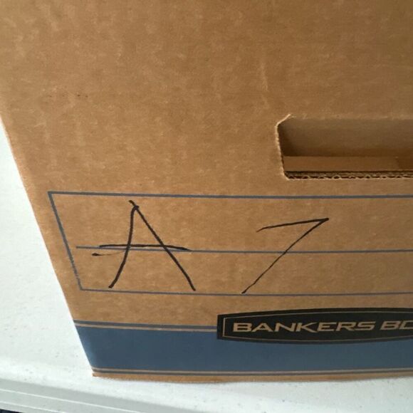 Signature Levi’s Tan Cargo Pants Lightweight Essential Men’s Size 40 Outdoors - Picture 15 of 16